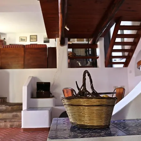 Miele Holiday home Lipari (Isola Lipari)