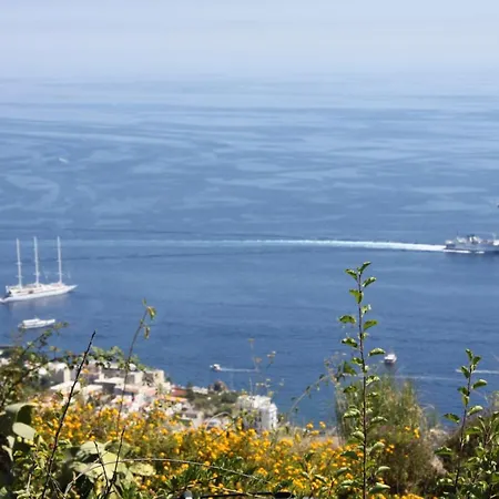 Miele Holiday home Lipari (Isola Lipari)